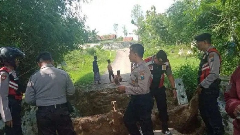 Banjir Terjang Pamekasan, 2 Jembatan Penghubung Sejumlah Desa Putus