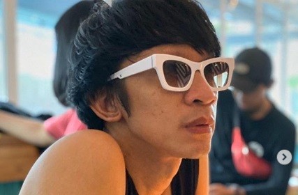 Aming Beri Kritik Pedas terkait Virus Korona dan Tingginya Harga Masker