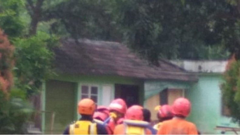 Kali Pesanggrahan Meluap, Ratusan Rumah Warga di Depok Kebanjiran