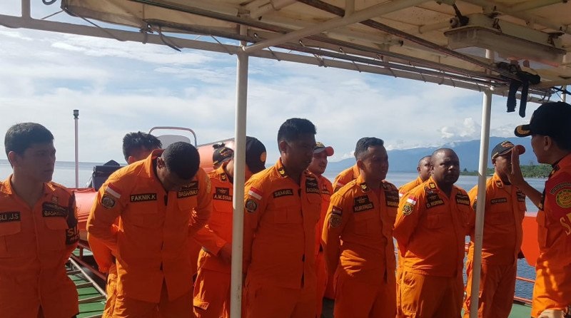 Tim SAR Cari 5 ABK Kapal Sowibena yang Mati Mesin di Biak