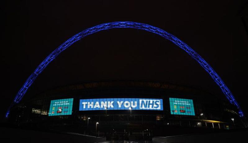 Pengelola Stadion Wembley Punya Cara Unik untuk Mendukung Tim Medis Inggris
