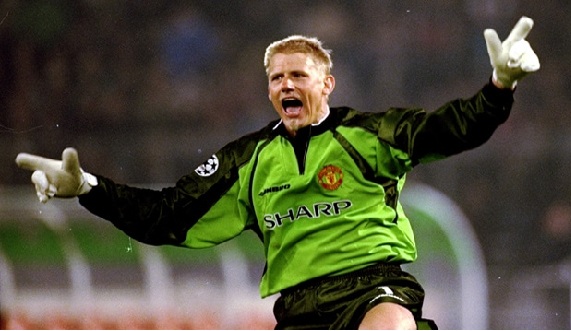 Penyesalan Terbesar Schmeichel Terburu-buru Tinggalkan MU