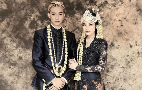 Rossa Bikin Heboh, Unggah Foto Nikah dengan Kim Soo Hyun