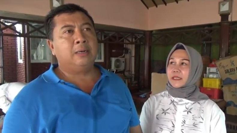 Prihatin dengan Kondisi Warga, Kades di Jombang Rogoh Kocek Pribadi untuk Bagikan Sembako dan Masker