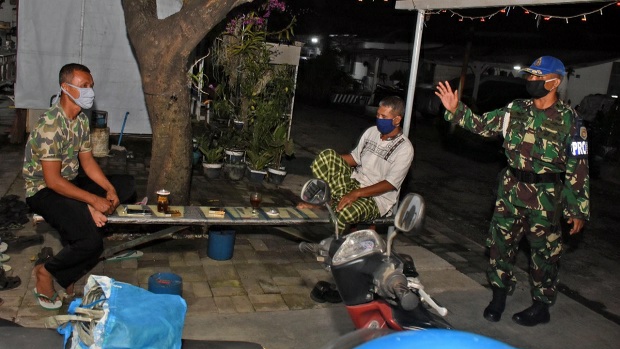 Razia Kelengkapan Kendaraan dan Personel Dilakukan di Rumdis Brigif 2 Marinir Gedangan Sidoarjo