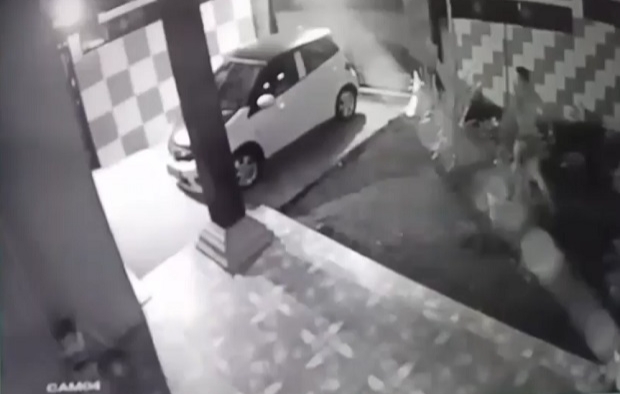 Geger Pria Bertato Hanya Pakai Celana Dalam di Karanganyar Maling di Rumah Warga