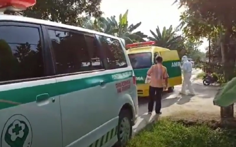 Pasien Corona yang Pulang Kampung ke Grobogan Dijemput 2 Ambulans