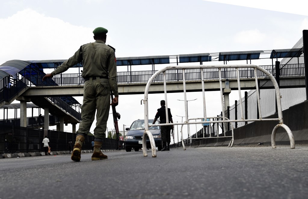 Lockdown di Nigeria: 18 Orang Tewas di Tangan Aparat, 11 Meninggal karena Corona