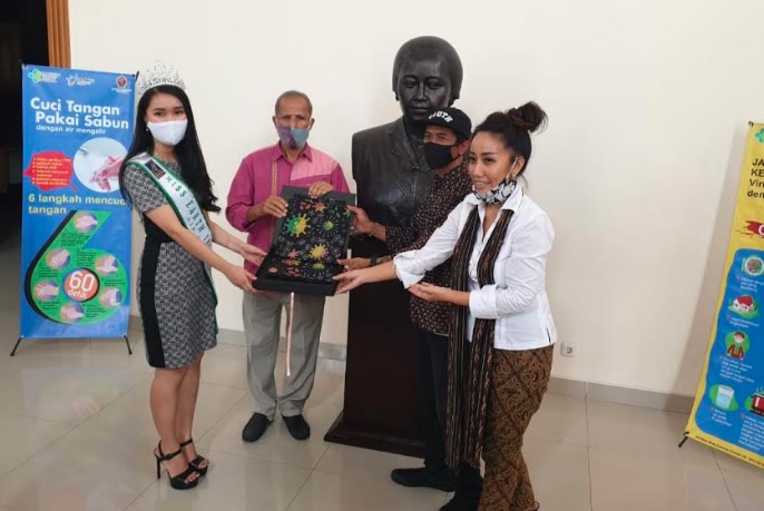 Di Tengah Corona, Seniman Ini Gelar Pameran Patung RA Kartini di Yogyakarta