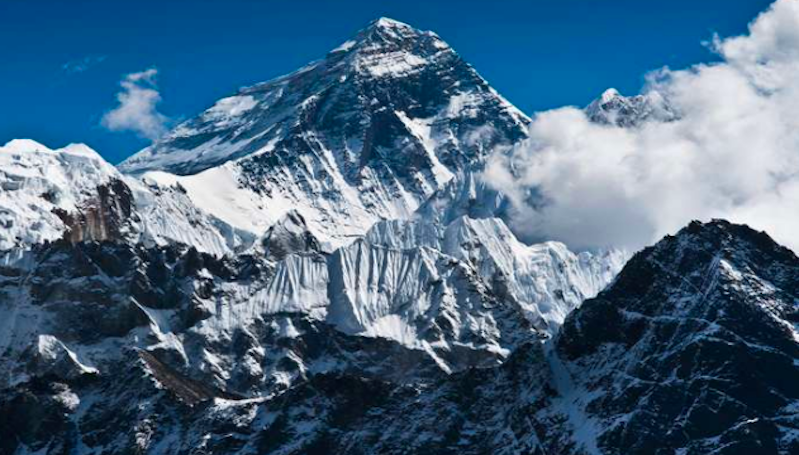 Base Camp Gunung Everest Kini Mencakup Jaringan 5G