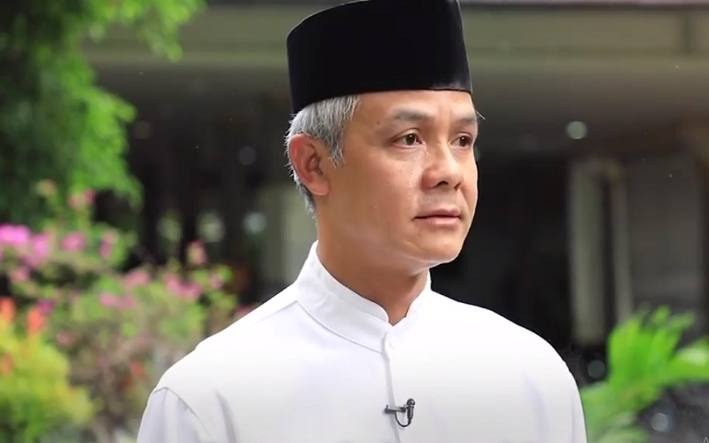 Ganjar Pranowo: Ramadan Kali Ini Berbeda, Tarawih di Rumah Saja