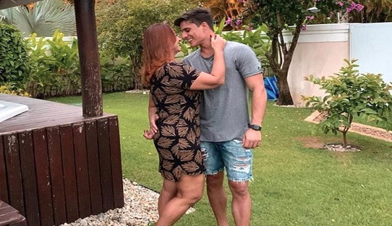Pacar Ibu Neymar Berlumuran Darah usai Ditikam Orang Tak Dikenal