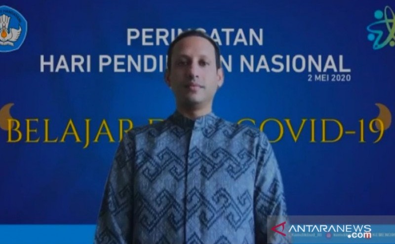 Guru Honorer Bandung Kirim Surat Cinta untuk Nadiem Makarim, Begini Isinya