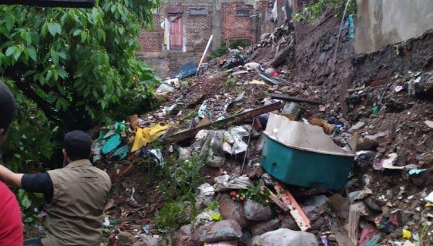 Kali Cikakak Meluap Akibat Tertimbun Longsor, 197 Rumah di Bandung Tergenang Banjir
