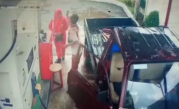 Video Viral Pengemudi Mobil Tampar Petugas SPBU Perempuan di Pangandaran
