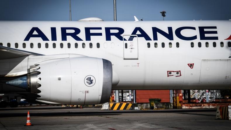 Terdampak Covid-19, Maskapai Prancis Air France Bakal PHK 7.500 Karyawan
