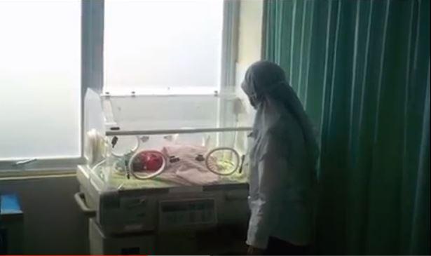Penemuan Bayi di Atas Meja Depan Rumah Gegerkan Warga Bekasi