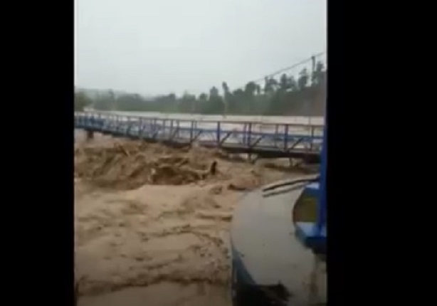 Banjir Bandang di Kendal, Jembatan Gantung Bendung Sojomerto Nyaris Ambruk