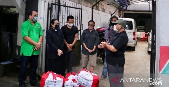 Bansos Jokowi Jangkau Komunitas Keagamaan Terdampak Virus Corona