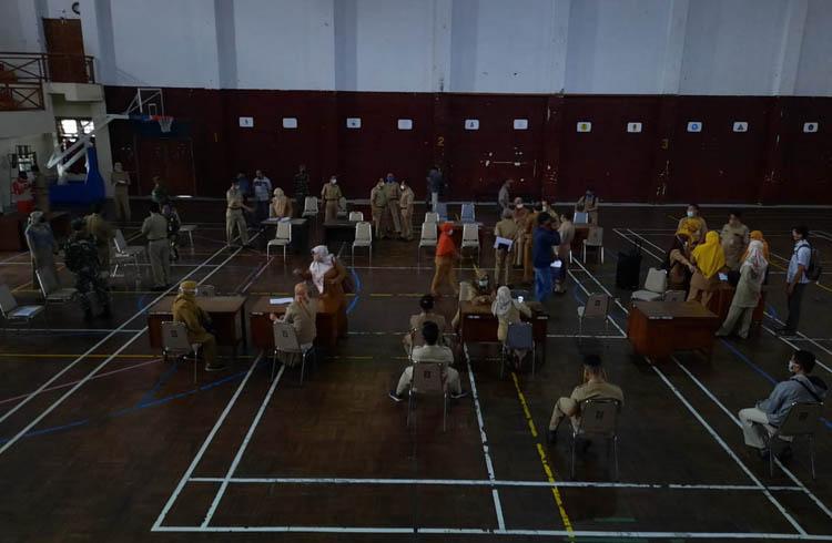 1.340 Konsumen Indogrosir Akan Jalani Rapid Test di GOR Pangukan