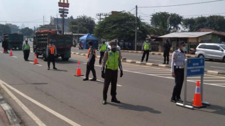 Terobos Pos Pantau untuk ke Padang, Warga Pesisir Selatan Dipulangkan Polisi