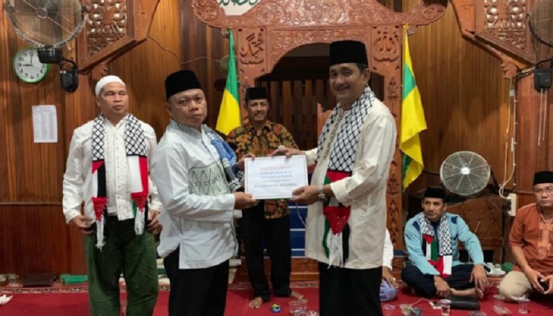 Malaysia Pasok Sembako Warga Perbatasan di 5 Kecamatan Kapuas Hulu