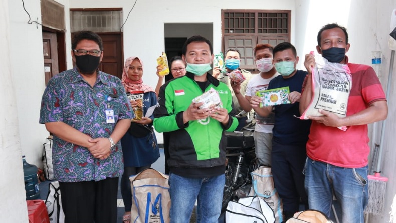 Paket Sembako Pemprov Jatim Mulai Dibagikan Door to Door ke Perantau di Jabodetabek