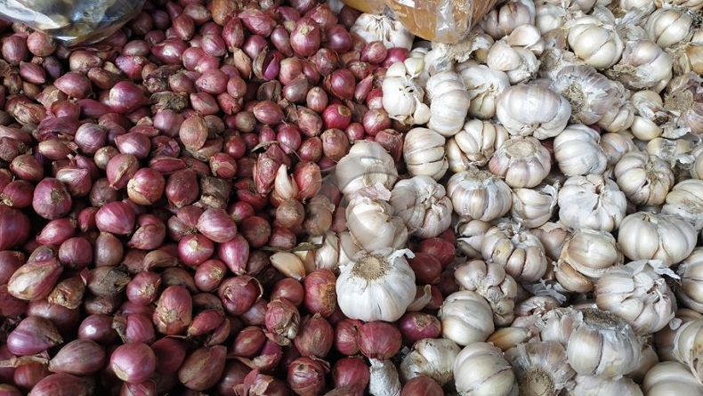 H-3 Natal 2020, Harga Bawang dan Cabai di Ambon Merangkak Naik 