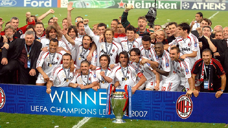 Sejarah Hari Ini: Gol Ajaib Filippo Inzaghi Antarkan AC Milan Juara Liga Champions Ketujuh