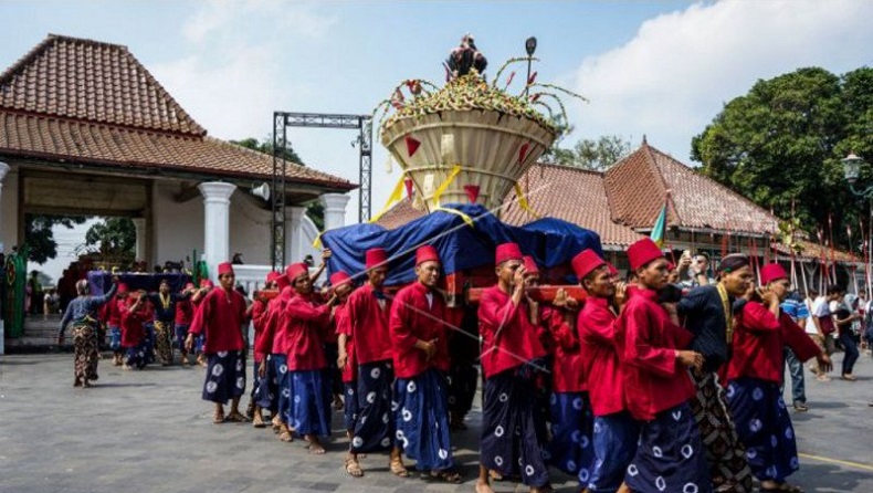 Keraton Gelar Gerebeg Syawal Hari Sabtu, 7 Gunungan Diarak Tanpa Melalui Alun-Alun Utara