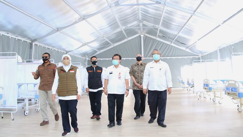 Positif Covid-19 di Jatim Melonjak, Gubernur Khofifah Minta RS Lapangan segera Dibuka