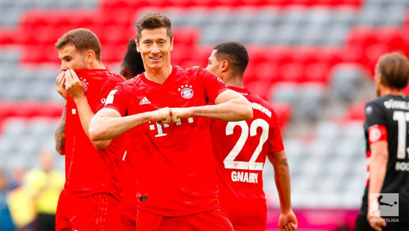 Lewandowski Top Skor Liga Champions, Ronaldo-Messi Cuma Bisa Gigit Jari