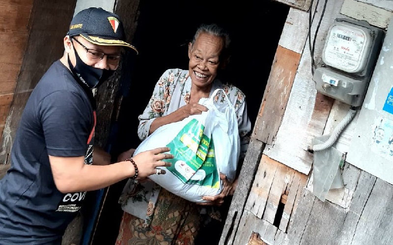Pemkab Agam Salurkan Bansos untuk 165.450 Keluarga Terdampak Covid-19