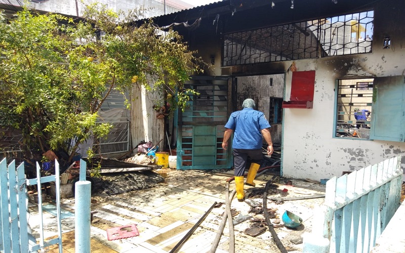 Kebakaran Rumah di Medan Area, Warga Panik Berhamburan 