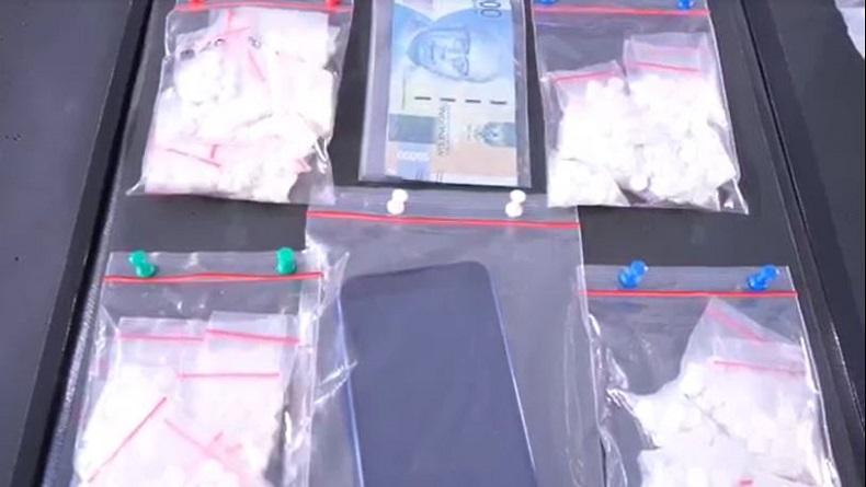 Gadis Bertato di Blitar Dibekuk karena Jadi Pengedar Pil Koplo Bersama 2 Teman