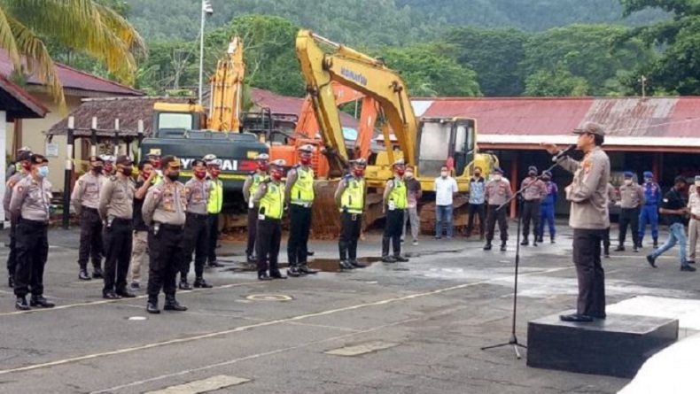 Kapolda Sulut Irjen Pol Royke Lumowa Ingatkan Personel Jangan Terima Upeti