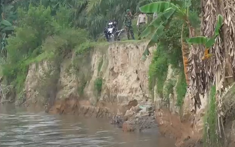 Petani 3 Desa di Batubara Takut Menanam Padi karena Tanggul Jebol