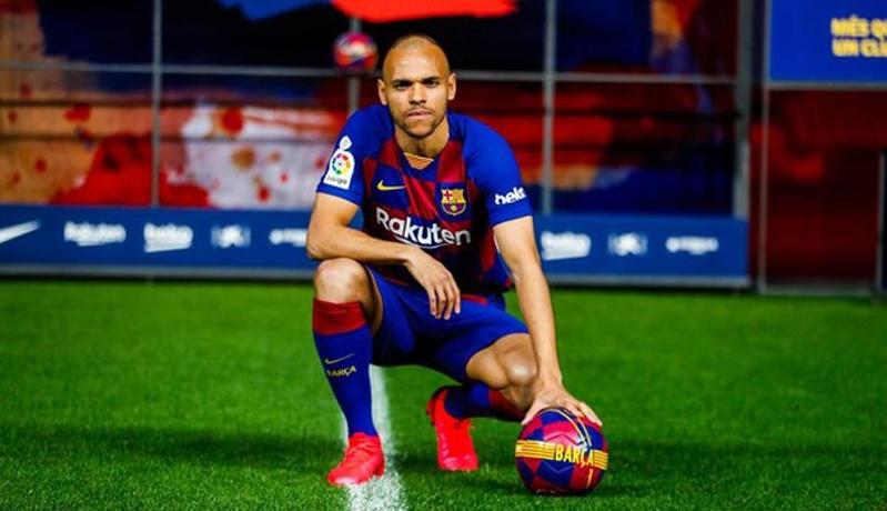 Ingin Beri Kejutan, Striker Barcelona Justru Dikira Selingkuh