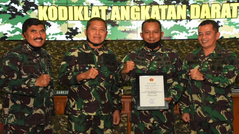 Kapten Moh Ali, Dosen Balistik Poltekad Kembangkan Propelan Roket untuk Alutsista TNI