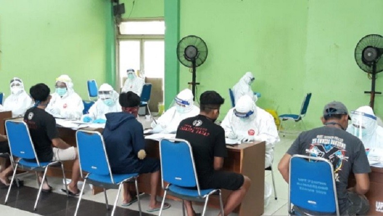 Ribuan Warga Malut Rapid Test, 655 Orang Reaktif Covid-19