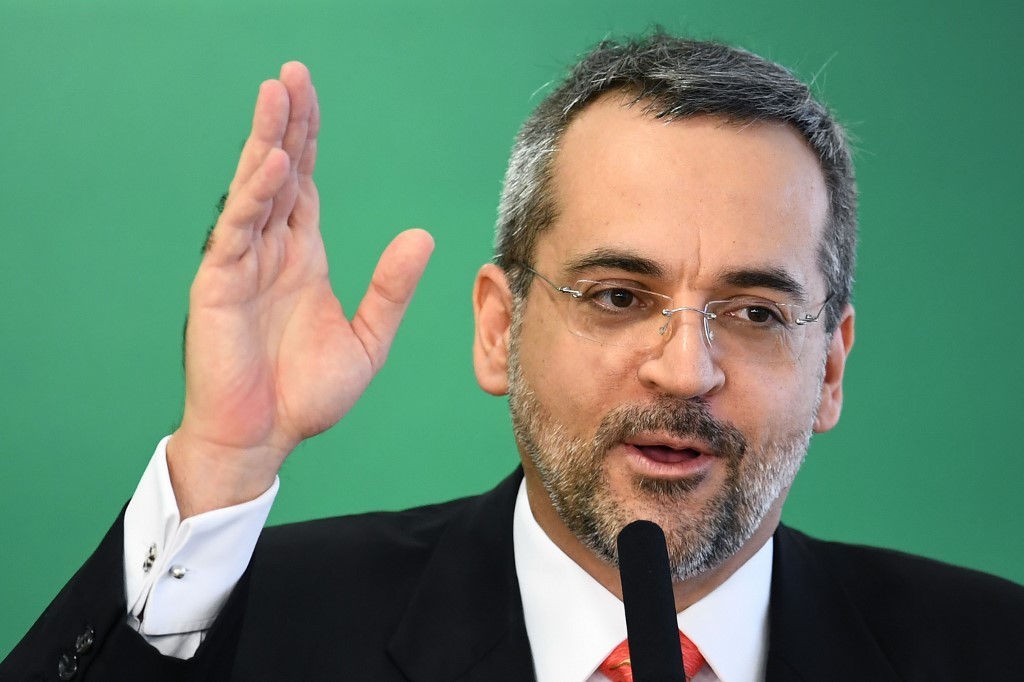 Sering Buat Kontroversi, Menteri Pendidikan Brasil Mundur