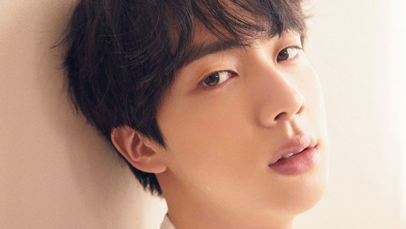 Jin BTS Miliki Wajah Paling Sempurna di Dunia, Kalahkan Aktor Henry Cavill