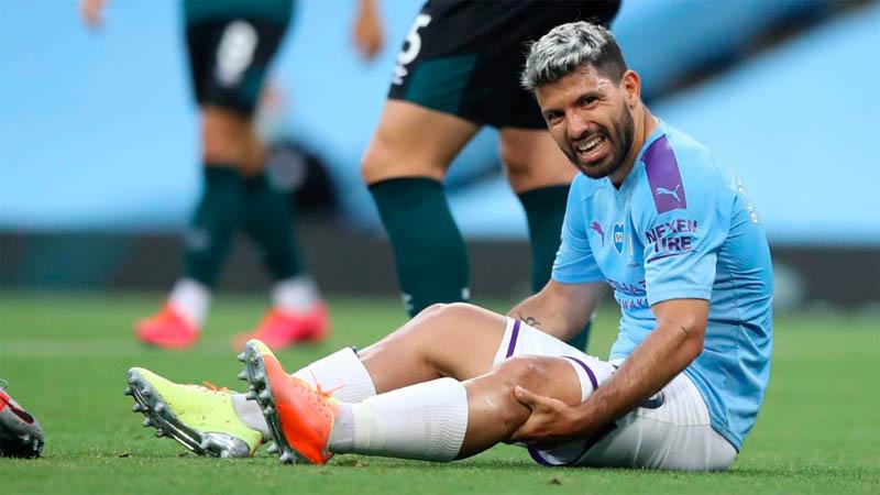 Cedera Lutut, Sergio Aguero Terbang ke Barcelona