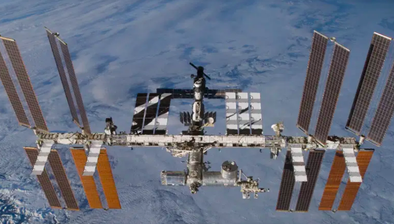 Astronot Kehilangan Benda Penting saat Spacewalking, Apa Itu?