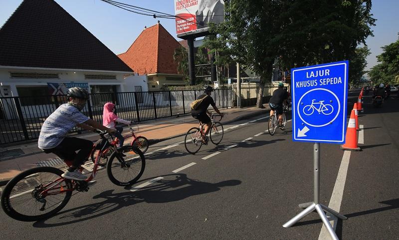 Warga Surabaya yang Bersepeda Makin Banyak, Dishub Tambah Lajur Khusus