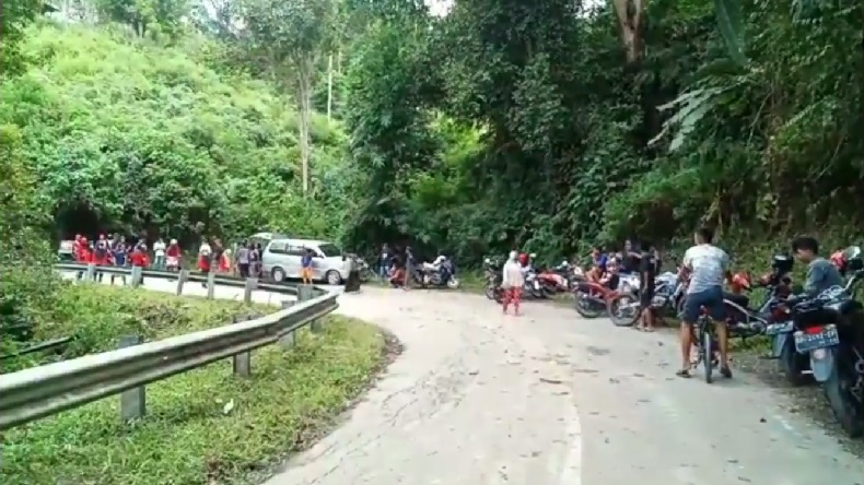 Warga Toraja Datangi TKP Longsor Palopo Laporkan Keluarga yang Hilang