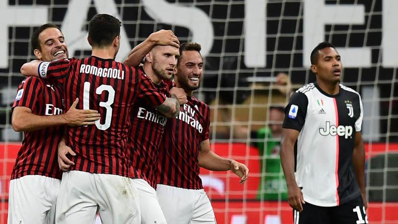 Sempat Tertinggal 2 Gol, AC Milan Bangkit dan Kalahkan Juventus