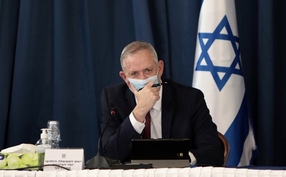 Menhan Israel Benny Gantz Jalani Karantina Setelah Kontak dengan Penderita Covid-19