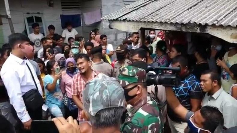 Ratusan Warga Sibolga Hadang Tim Gugus Tugas yang Jemput Pasien Covid-19 dari Rumah
