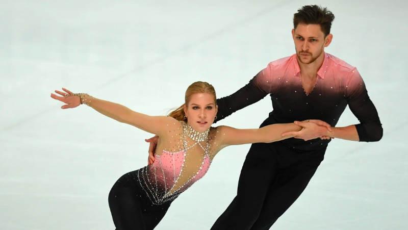 Diduga Bunuh Diri, Skater Cantik Rusia Jatuh dari Lantai 6